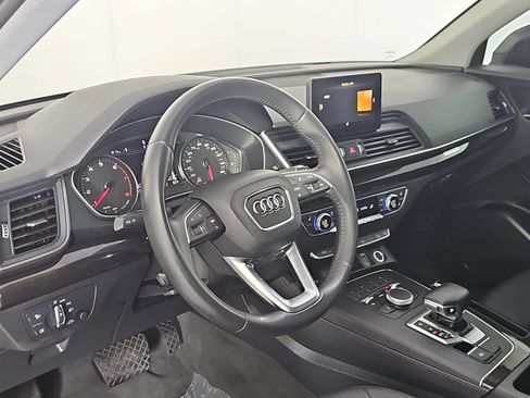 Used 2020 Audi Q5 2.0T Premium w/ Convenience Package AWD/4WD image 16