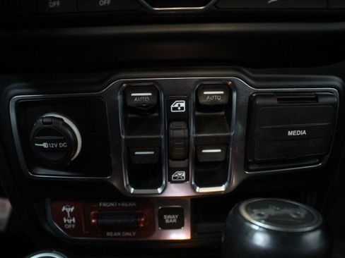 Used 2019 Jeep Wrangler Unlimited Rubicon image 21