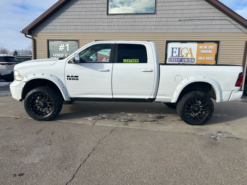 Used 2017 RAM 1500 Outdoorsman image 7