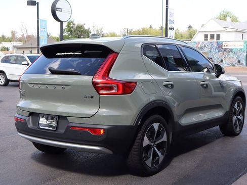 Used 2024 Volvo XC40 B5 Plus AWD/4WD image 6
