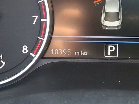 Used 2023 Nissan Sentra SR w/ SR Premium Package image 21