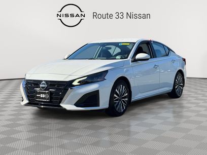 Used 2023 Nissan Altima 2.5 SV