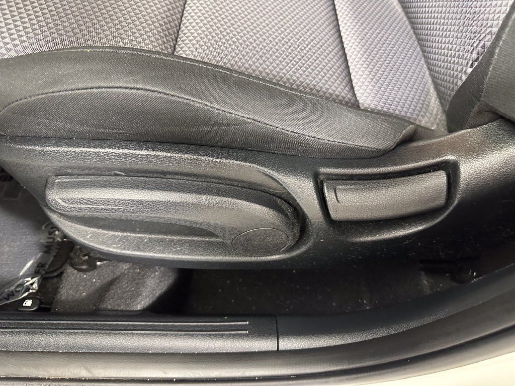 Used 2024 Kia Soul LX FWD image 17