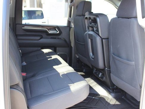 Used 2024 Chevrolet Silverado 2500 LT w/ Convenience Package AWD/4WD image 17