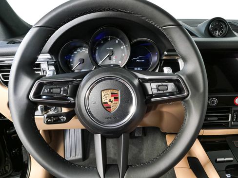 New 2026 Porsche Macan AWD/4WD image 10