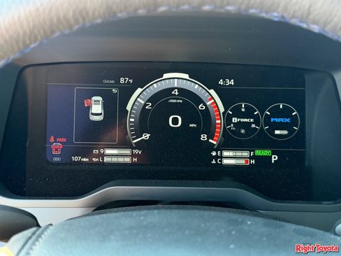 New 2026 Toyota Sequoia Platinum AWD/4WD image 28