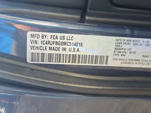 Used 2021 Jeep Grand Cherokee Limited w/ Sun & Sound Group image 26