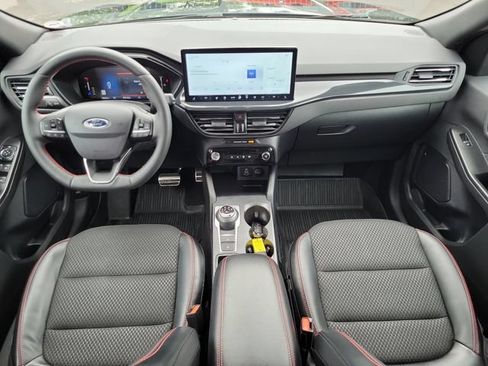 Certified 2024 Ford Escape ST-Line w/ Tech Pack #1 AWD/4WD image 29