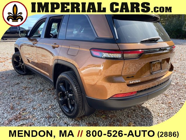New 2026 Jeep Grand Cherokee Limited w/ Limited Altitude Package AWD/4WD image 9