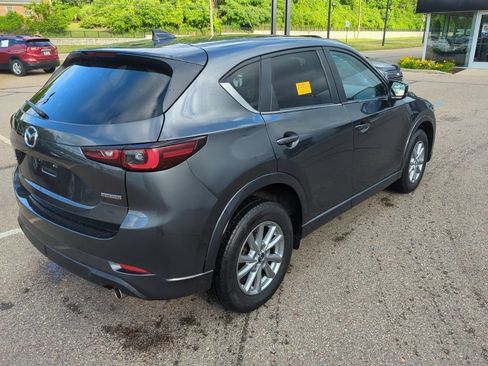 Used 2024 MAZDA CX-5 AWD 2.5 S w/ Select Package image 4