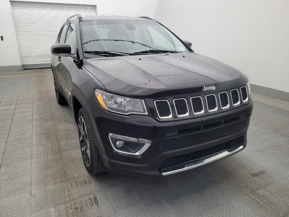 Used 2017 Jeep Compass Limited w/ Navigation Group AWD/4WD image 13
