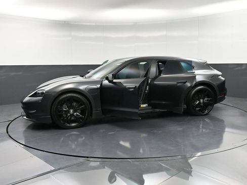 Certified 2023 Porsche Taycan 4 Cross Turismo image 38