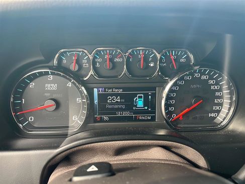 Used 2015 Chevrolet Suburban LT w/ Luxury Package image 37