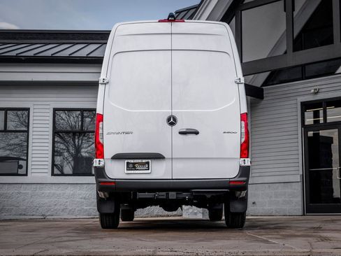 New 2025 Mercedes-Benz Sprinter 2500 image 8