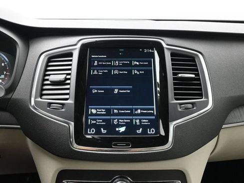 Used 2020 Volvo XC90 T6 Momentum w/ Protection Package Premier AWD/4WD image 20