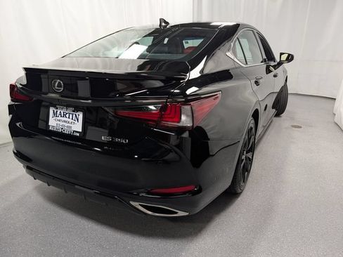 Used 2025 Lexus ES 350 F Sport FWD image 3