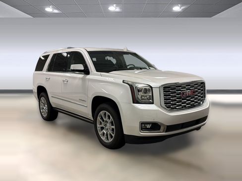 Used 2018 GMC Yukon Denali w/ Enhanced Security Package AWD/4WD image 5