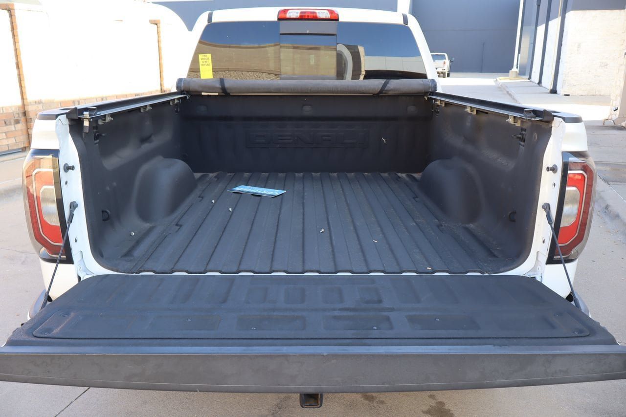 Used 2018 GMC Sierra 1500 Denali w/ Denali Ultimate Package AWD/4WD image 28