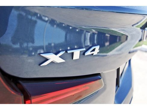 Used 2024 Cadillac XT4 Luxury w/ Cold Weather Package image 27