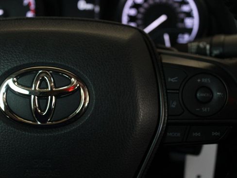 Used 2023 Toyota Camry SE FWD image 26