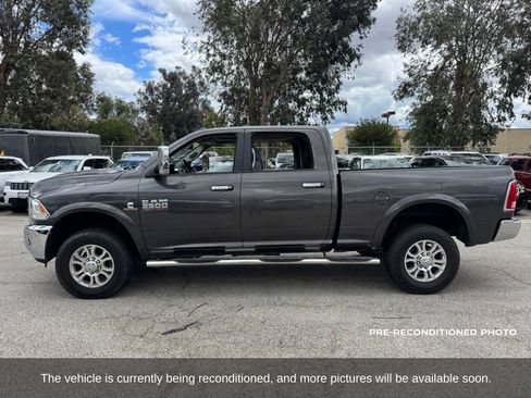 Used 2018 RAM 3500 Laramie AWD/4WD image 2