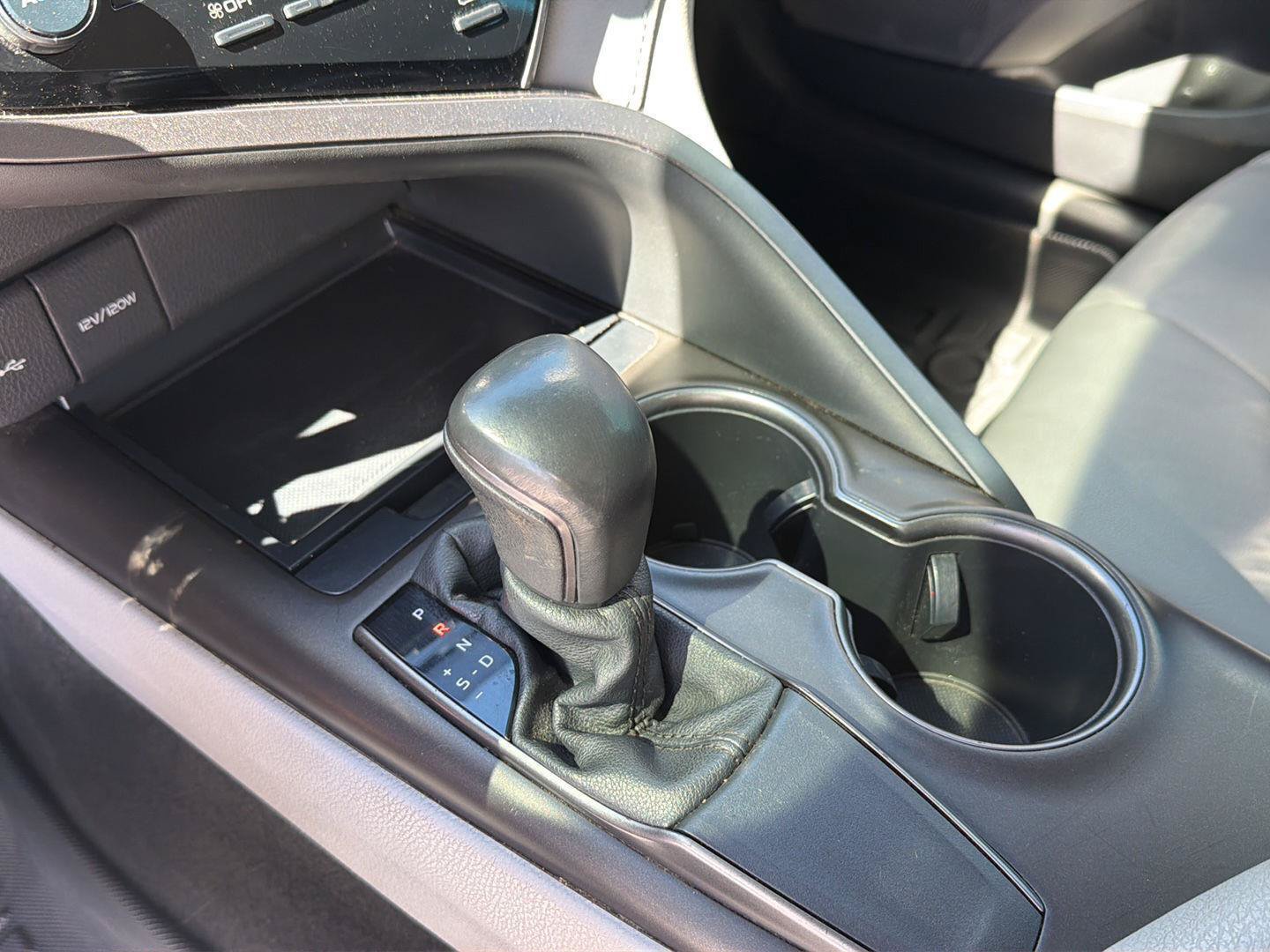 Used 2021 Toyota Camry SE FWD image 28