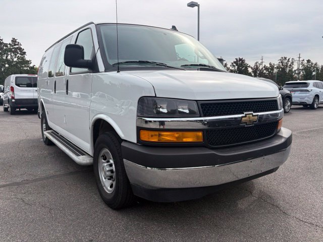 Used 2025 Chevrolet Express 2500 w/ Driver Convenience Package RWD image 14