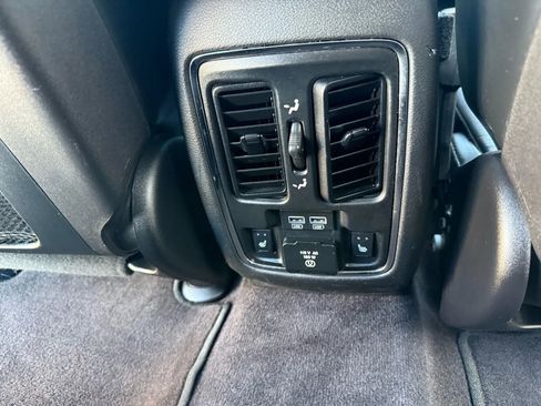 Used 2016 Dodge Durango Limited w/ Premium Group image 26