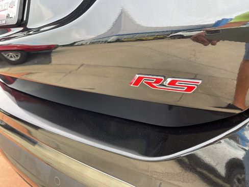 Used 2022 Chevrolet Equinox RS w/ LPO, Floor Liner Package image 13