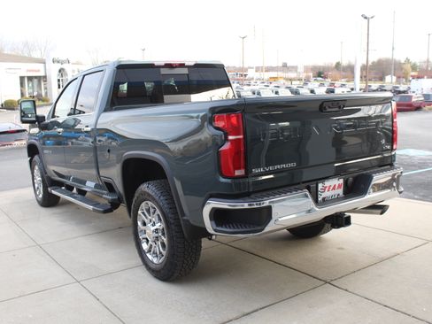 New 2026 Chevrolet Silverado 2500 LTZ w/ LTZ Premium Package image 5