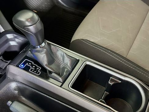 Certified 2022 Toyota Tacoma TRD Sport image 18