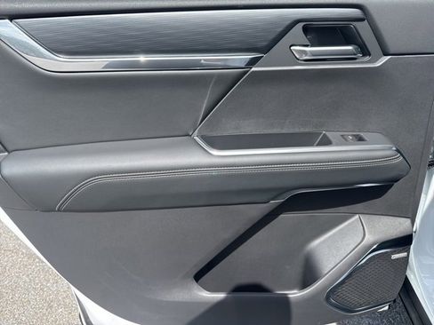 New 2026 GMC Acadia Elevation w/ LPO, Floor Liner Package image 21