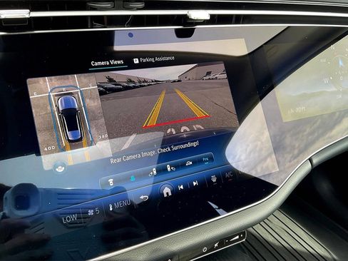 Used 2025 Mercedes-Benz E 450 4MATIC All-Terrain Wagon image 21