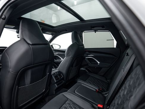 New 2025 Audi SQ5 Premium Plus image 22