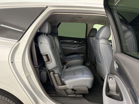 Used 2020 Buick Enclave Essence w/ Sound and Sites Package FWD image 32