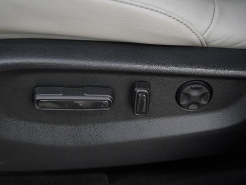 Used 2020 Honda CR-V EX-L image 24