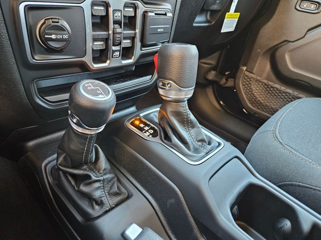 New 2026 Jeep Gladiator Sport AWD/4WD image 13