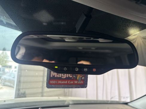 Used 2017 GMC Acadia Limited SLT image 25