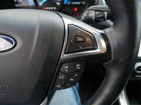 Used 2024 Ford Edge Titanium AWD/4WD image 25