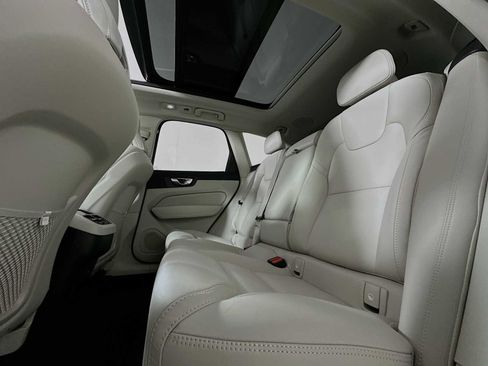 New 2026 Volvo XC60 B5 Ultra w/ Climate Package image 23