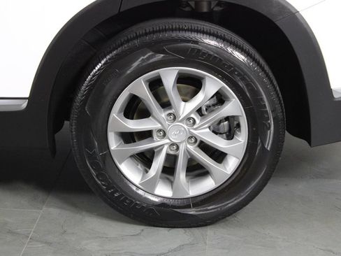 Used 2020 Hyundai Santa Fe SEL FWD image 13