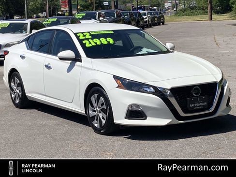 Used 2022 Nissan Altima 2.5 S FWD image 1