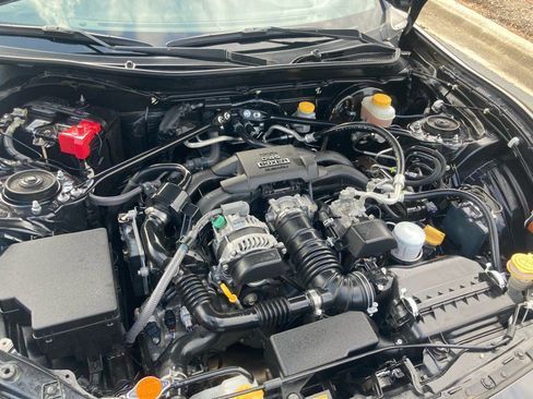 Used 2014 Subaru BRZ Limited w/ Popular Package #2A image 25