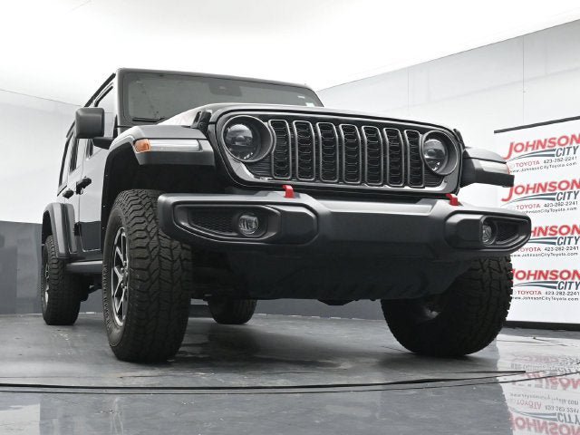 Used 2024 Jeep Wrangler Unlimited Rubicon AWD/4WD image 36