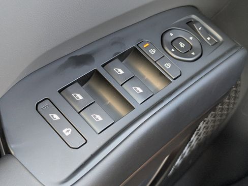 New 2026 Kia EV9 Wind image 30