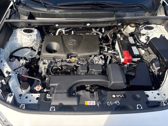 Used 2025 Toyota RAV4 LE AWD/4WD image 29