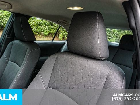 Used 2024 Toyota Corolla LE FWD image 18