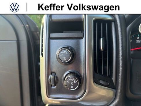 Used 2017 Chevrolet Silverado 1500 LT w/ All Star Edition AWD/4WD image 16