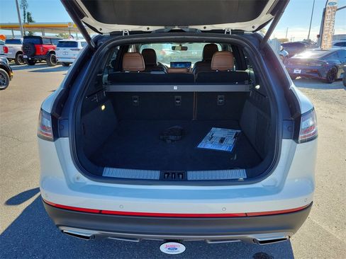 Used 2022 Lincoln Nautilus Reserve image 9