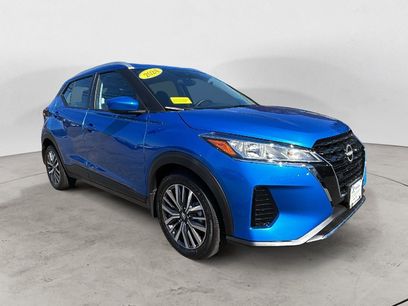 Used 2024 Nissan Kicks SV